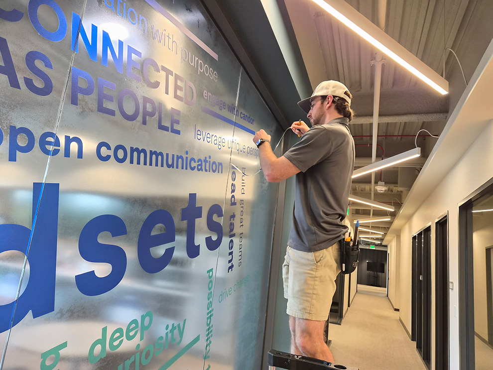 Custom Signs in Waldorf, MD