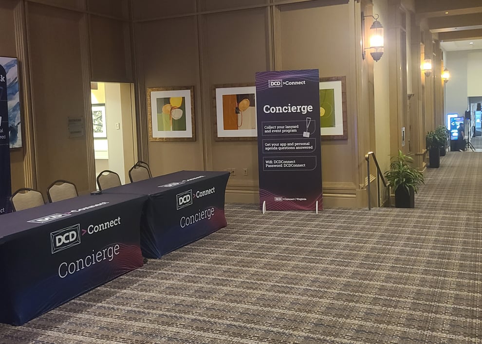 Event environments with custom wall graphics and signage in Arlington, VA