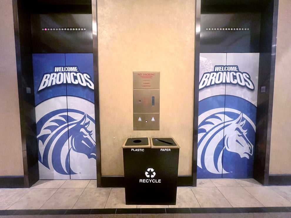 Event signs with promotional graphics for conferences in Richmond, VA