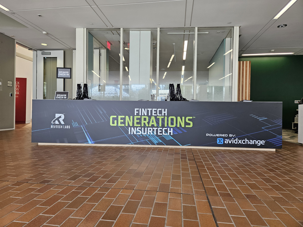 Custom trade show displays with modular signage in Norfolk, VA