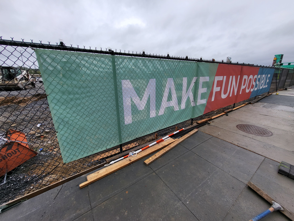 Construction site mesh fence wraps and vinyl banners in Baltimore, MD